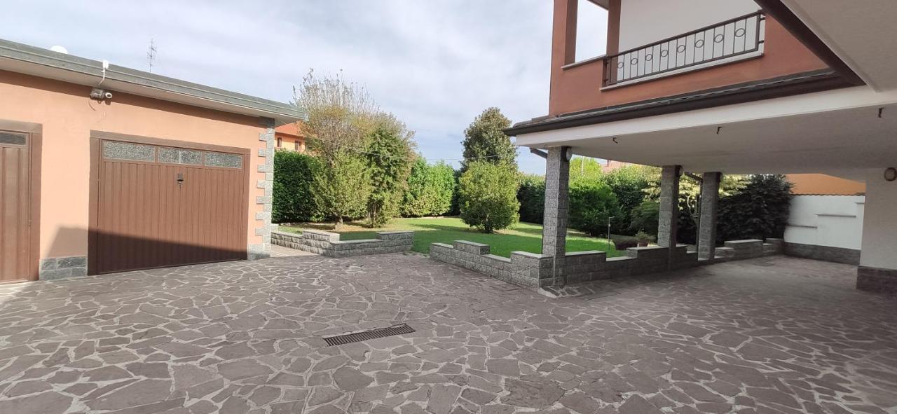 Villa Gaudi Cornegliano Laudense Exterior photo